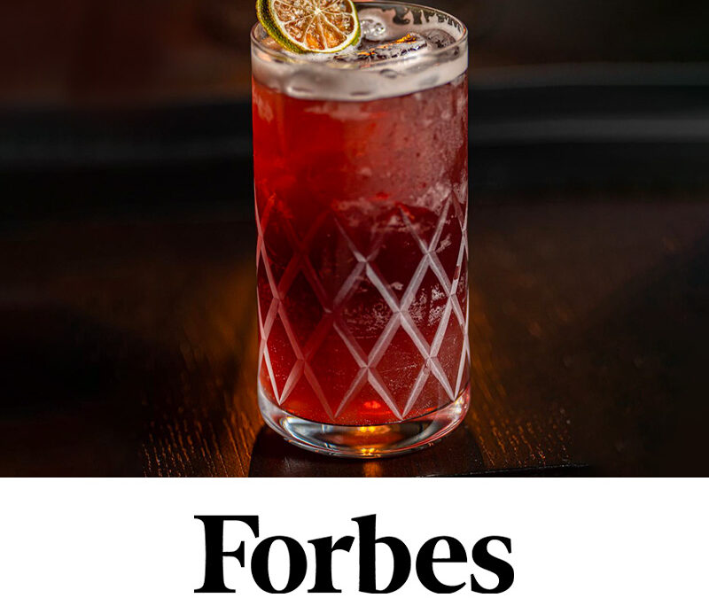 30 Romantic Cocktails To Set The Mood On Valentine’s Day